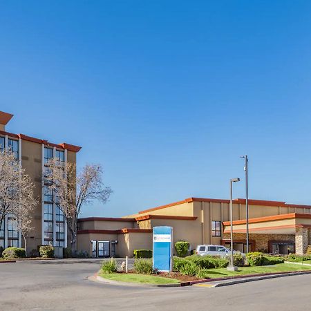 Готель Wyndham Sacramento Carmichael Екстер'єр фото
