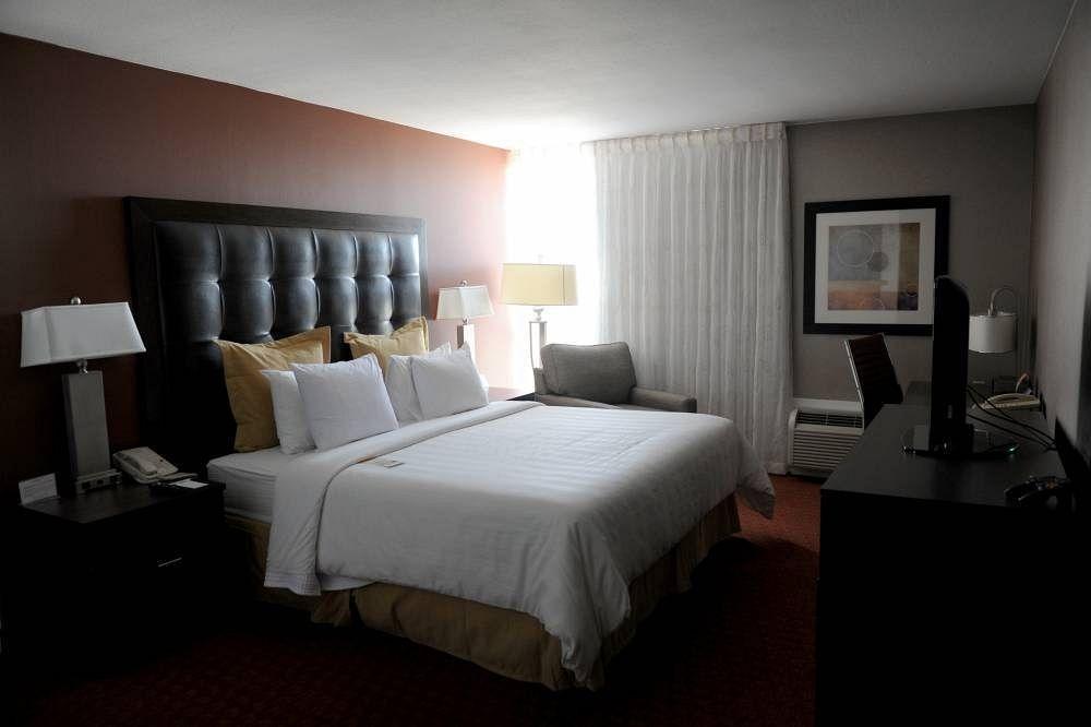 Готель Wyndham Sacramento Carmichael Екстер'єр фото