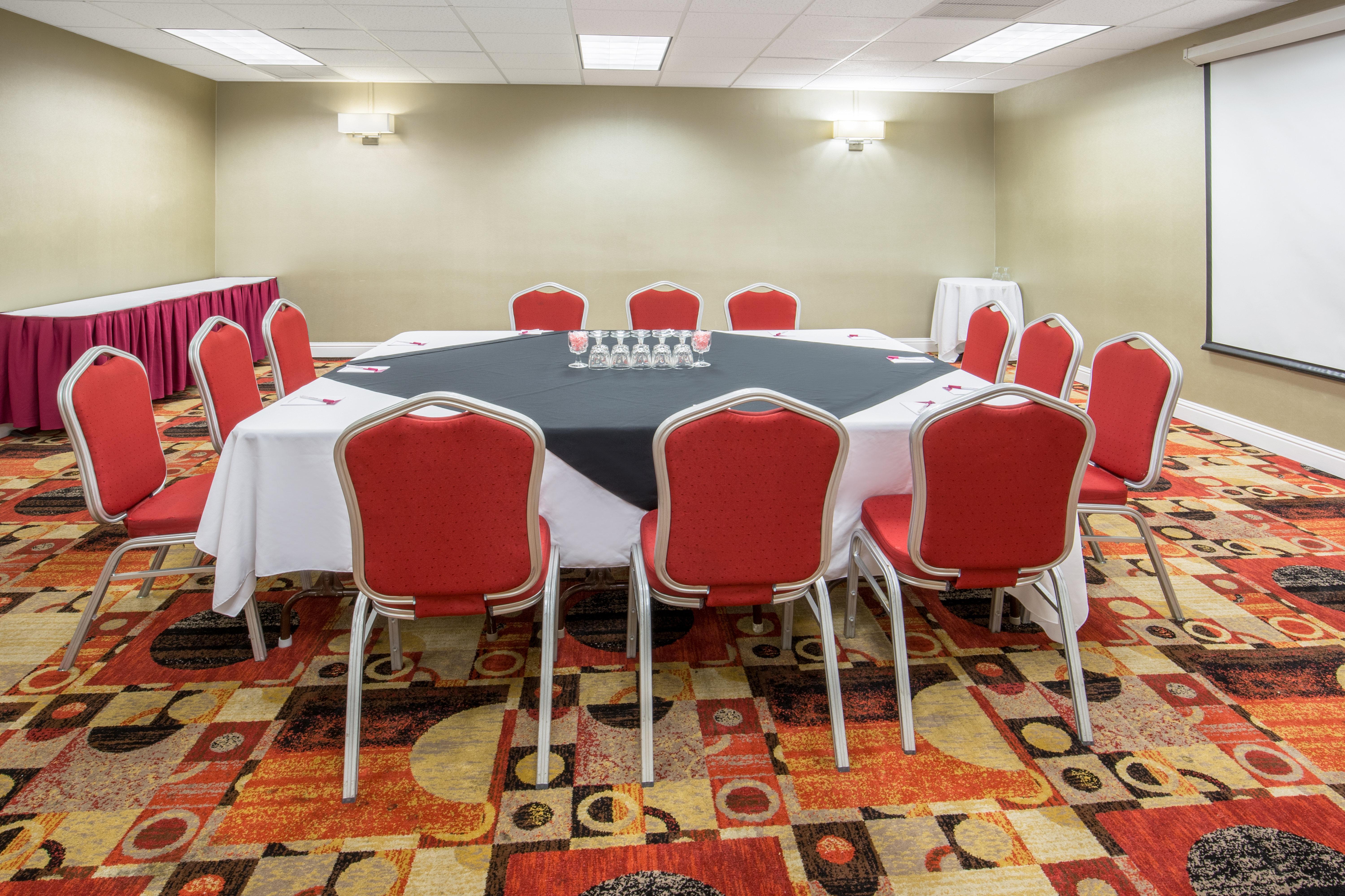 Готель Wyndham Sacramento Carmichael Екстер'єр фото