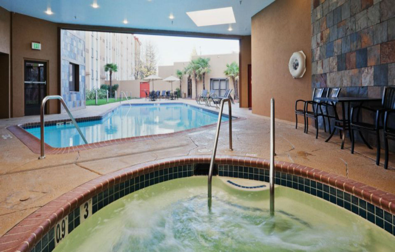 Готель Wyndham Sacramento Carmichael Екстер'єр фото